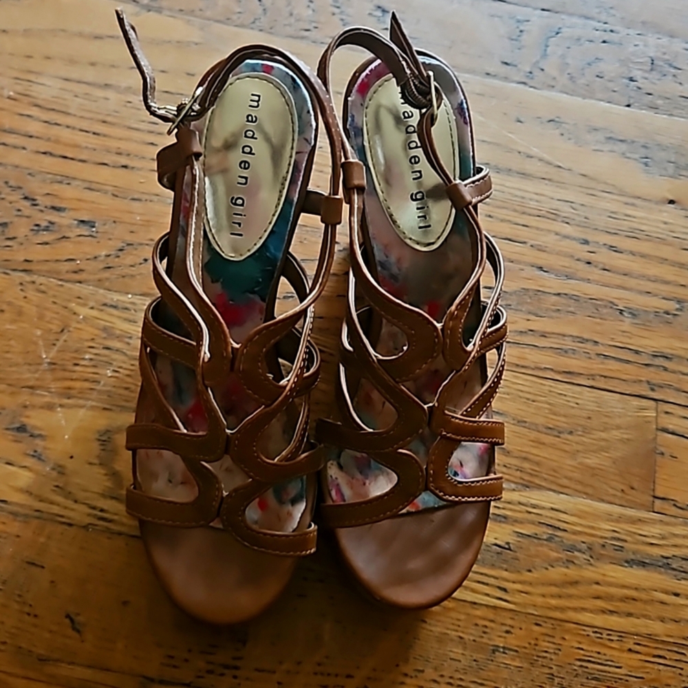 Madden Girl wedge heels 8.5 Wide